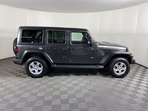 Used 2022 Jeep Wrangler Unlimited Sport AWD/4WD image 6