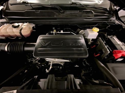Used 2023 RAM 1500 Big Horn AWD/4WD image 10