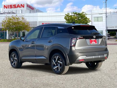 New 2026 Nissan Kicks SV image 2