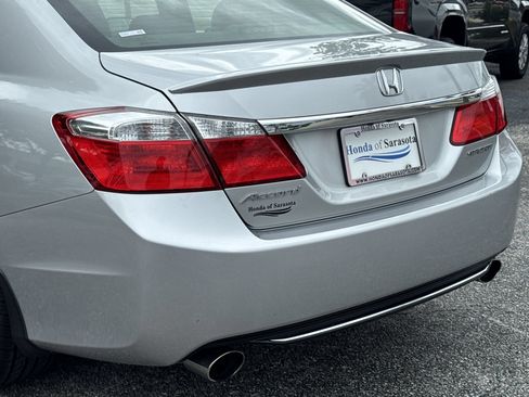 Used 2014 Honda Accord Sport image 11