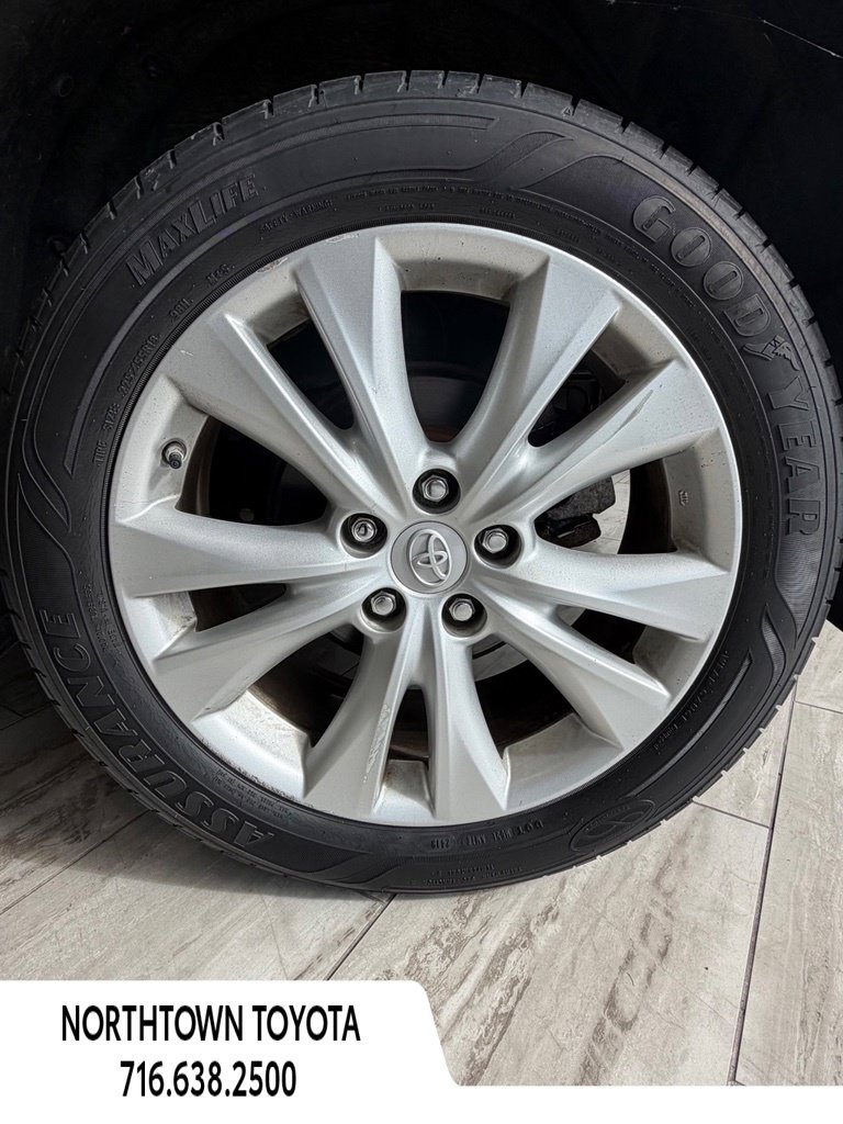Used 2014 Toyota RAV4 Limited AWD/4WD image 27
