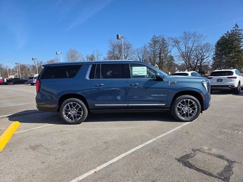 New 2026 GMC Yukon XL Denali w/ Sun & Power Step Package image 2