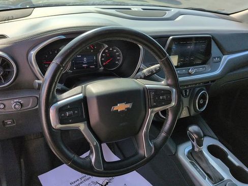 Used 2020 Chevrolet Blazer LT image 15