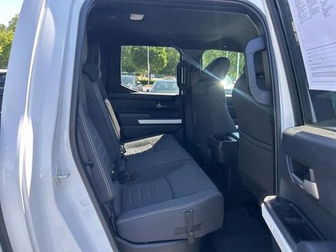 Used 2024 Toyota Tacoma TRD Off-Road AWD/4WD image 19