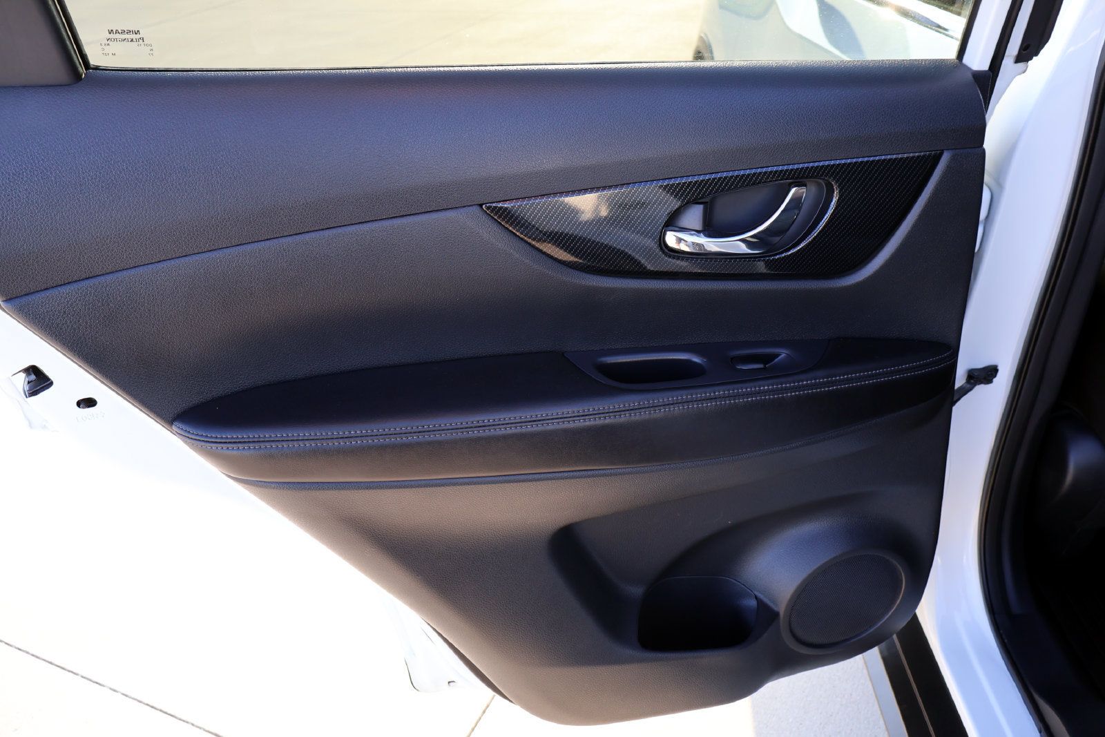 Used 2019 Nissan Rogue SL w/ Premium Package AWD/4WD image 13