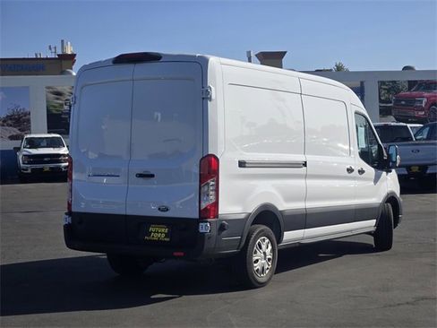 Used 2022 Ford E-Transit Medium Roof w/ Load Area Protection Package image 4