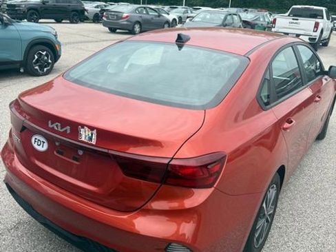 Used 2023 Kia Forte LXS FWD image 4