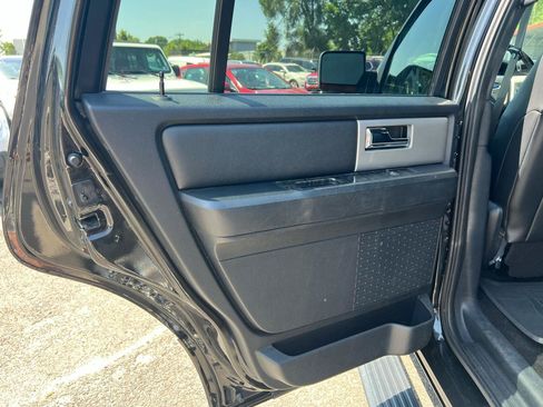 Used 2015 Ford Expedition Limited w/ Equipment Group 301A AWD/4WD image 17