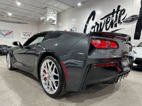 Used 2019 Chevrolet Corvette Stingray Coupe w/ 1LT RWD image 4