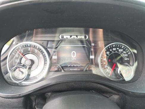 Used 2021 RAM 1500 Laramie AWD/4WD image 12