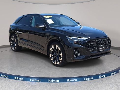 Certified 2025 Audi Q8 Premium AWD/4WD image 4