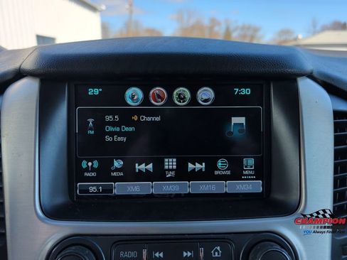 Used 2018 GMC Yukon SLE w/ SLE Value Package AWD/4WD image 19