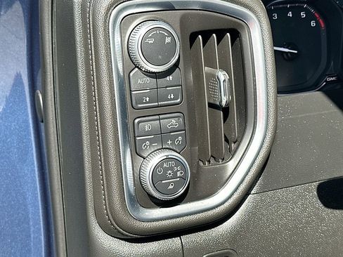 Used 2019 GMC Sierra 1500 SLT image 11
