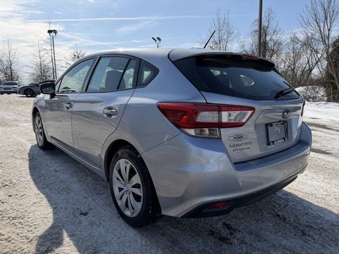 Used 2017 Subaru Impreza 2.0i image 3
