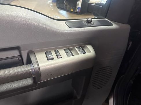 Used 2016 Ford F250 XLT w/ XLT Value Package image 17