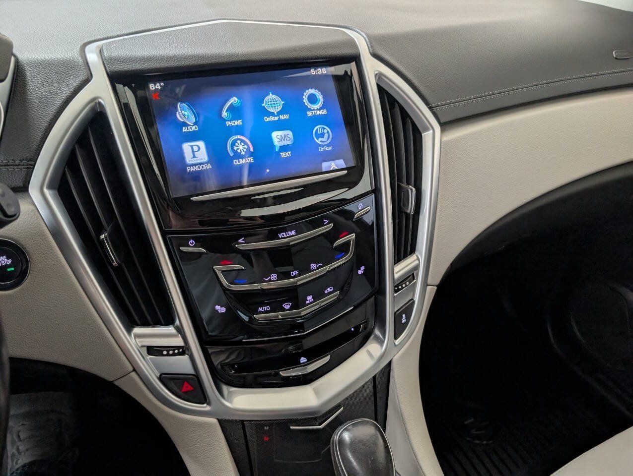 Used 2015 Cadillac SRX FWD image 9