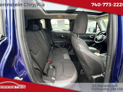 Used 2018 Jeep Renegade Altitude AWD/4WD image 12