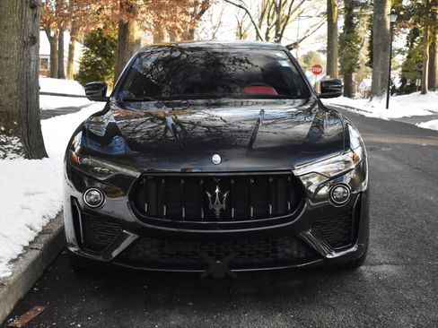 Used 2021 Maserati Levante S GranSport image 13