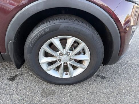 Used 2018 Kia Sorento FWD image 13