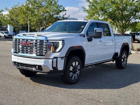 New 2025 GMC Sierra 2500 Denali w/ Denali Reserve Package image 43
