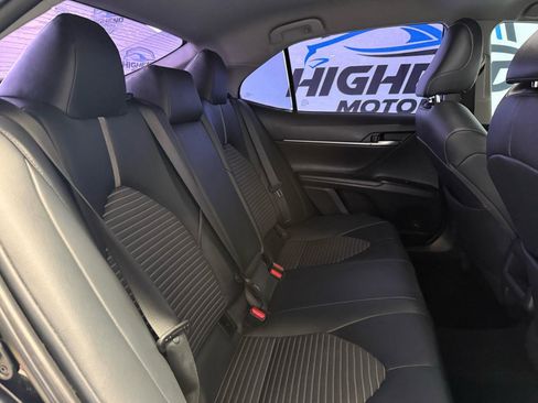 Used 2019 Toyota Camry SE image 21