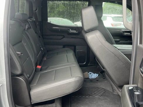 Used 2025 Chevrolet Silverado 1500 RST w/ Convenience Package II AWD/4WD image 11