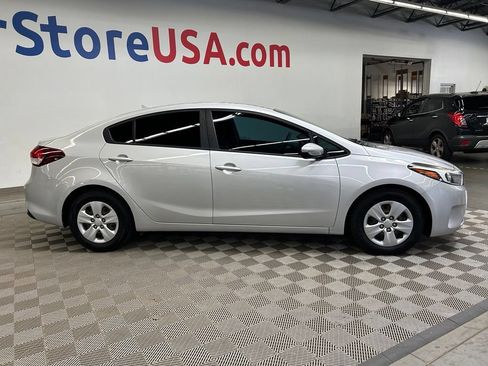 Used 2017 Kia Forte LX w/ LX Popular Package FWD image 13