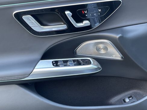 New 2026 Mercedes-Benz E 53 AMG e 4MATIC Sedan image 18