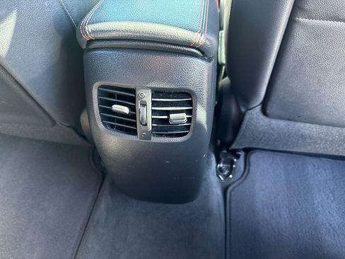 Used 2017 Kia Forte SX image 18