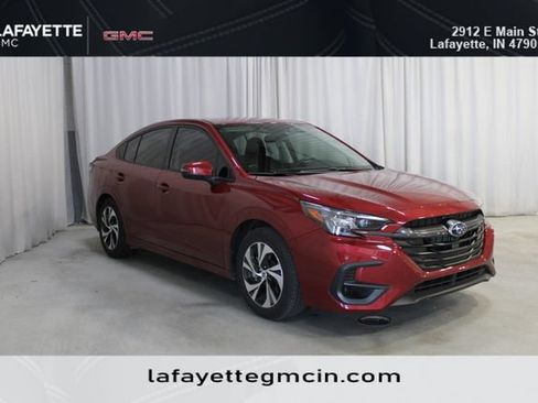 Used 2025 Subaru Legacy Premium AWD/4WD image 1