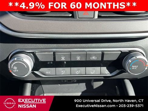 New 2025 Nissan Altima 2.5 SR image 17