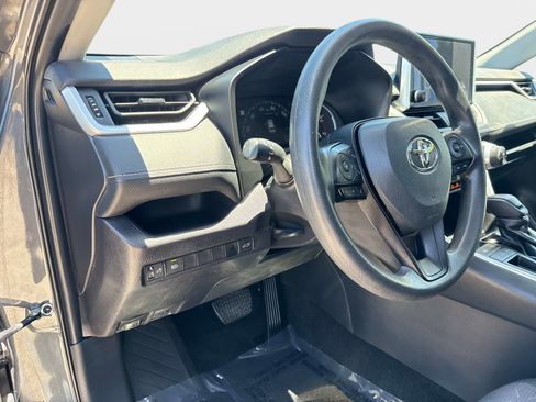 Used 2024 Toyota RAV4 XLE w/ Convenience Package FWD image 19