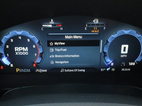 New 2025 Ford Bronco Badlands image 18