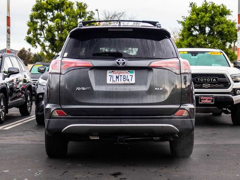 Used 2016 Toyota RAV4 XLE image 5