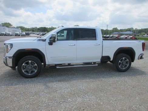 New 2026 GMC Sierra 2500 SLT w/ SLT Premium Package AWD/4WD image 9