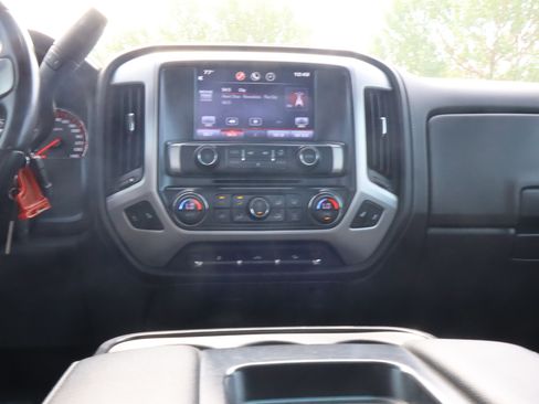 Used 2016 GMC Sierra 1500 SLE w/ SLE Value Package AWD/4WD image 12