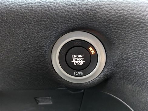 New 2026 Chrysler Pacifica Limited w/ S Appearance Package image 29