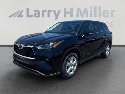 Used 2025 Toyota Highlander LE