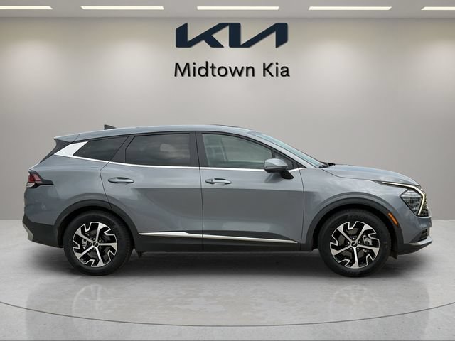 Used 2024 Kia Sportage EX FWD image 2