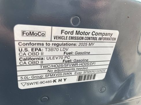 Used 2025 Ford Mustang Dark Horse RWD image 25