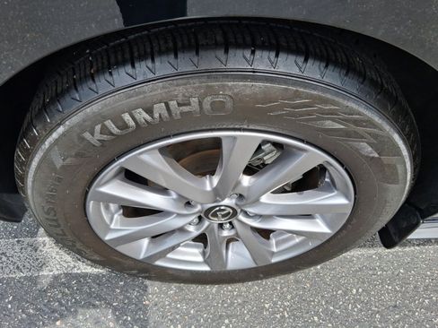 Used 2020 MAZDA MAZDA3 Sedan image 20