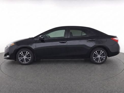 Used 2017 Toyota Corolla LE w/ LE Premium Package FWD image 4