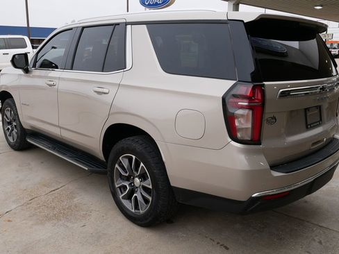 Used 2021 Chevrolet Tahoe LT image 3