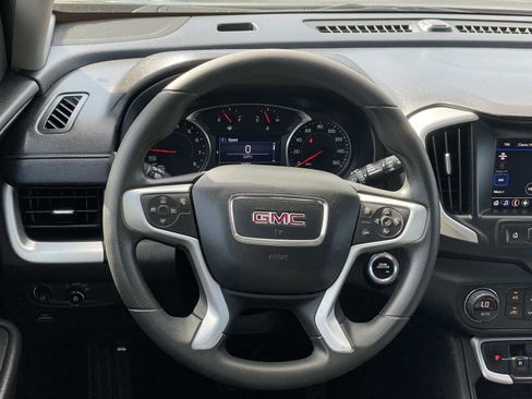 Used 2023 GMC Terrain SLE w/ Driver Convenience Package image 10