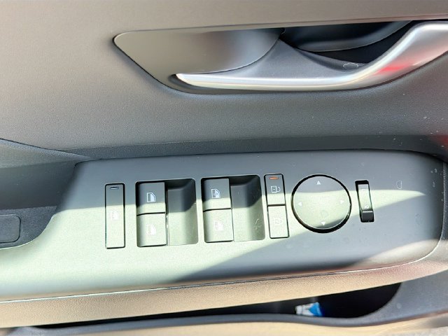 New 2026 Hyundai Kona Limited FWD image 17