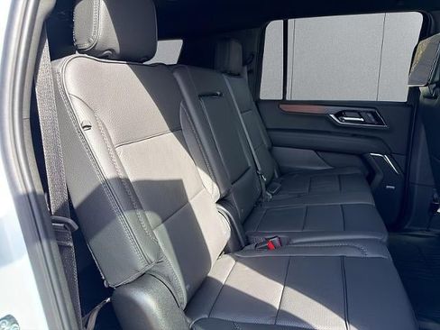 New 2026 GMC Yukon XL Denali w/ Advanced Technology Package image 18