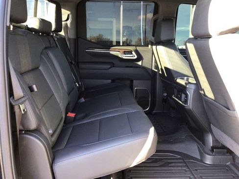 Used 2025 GMC Sierra 1500 Elevation w/ Elevation Premium Package image 7