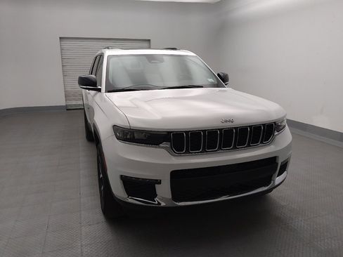Used 2023 Jeep Grand Cherokee L Limited image 14