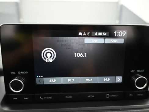 Used 2025 Honda Accord SE image 15