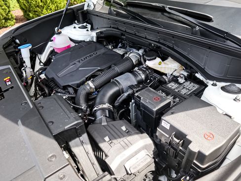 Used 2025 Hyundai Santa Fe XRT image 35